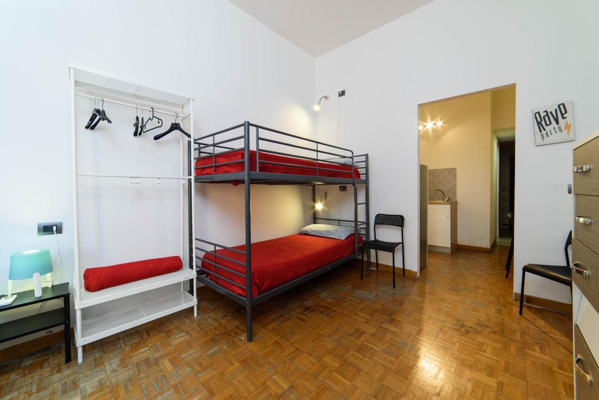 Inside Chiaia Rooms Napoli Bagian luar foto